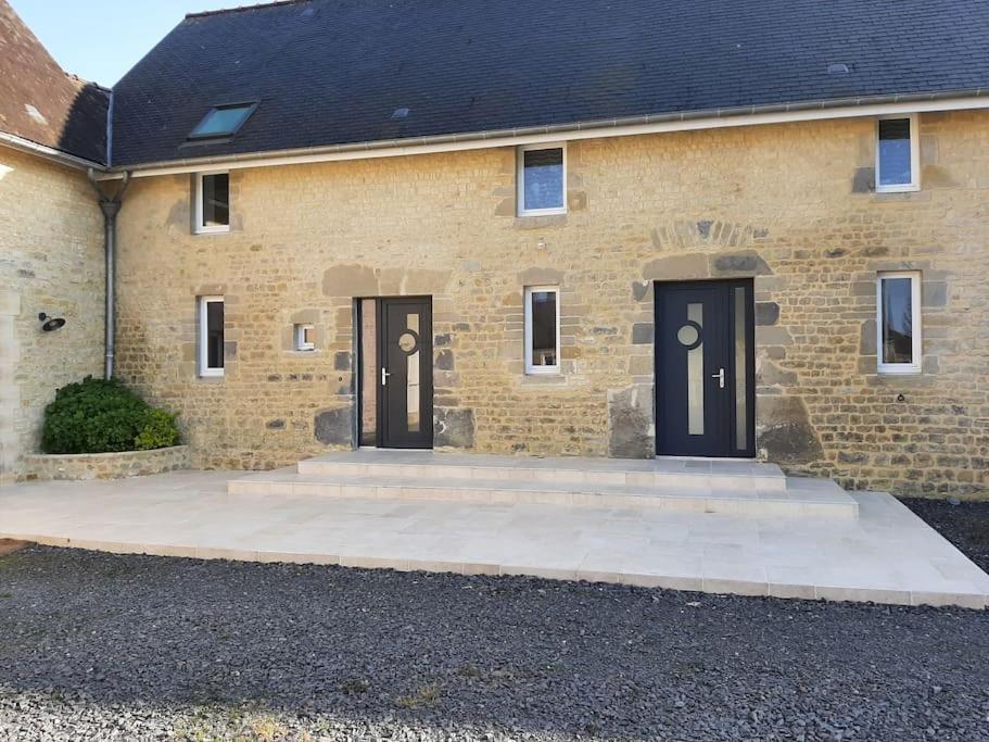 Mandeville-en-Bessin Les Gites Du Val מראה חיצוני תמונה