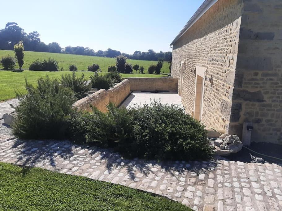 Mandeville-en-Bessin Les Gites Du Val מראה חיצוני תמונה