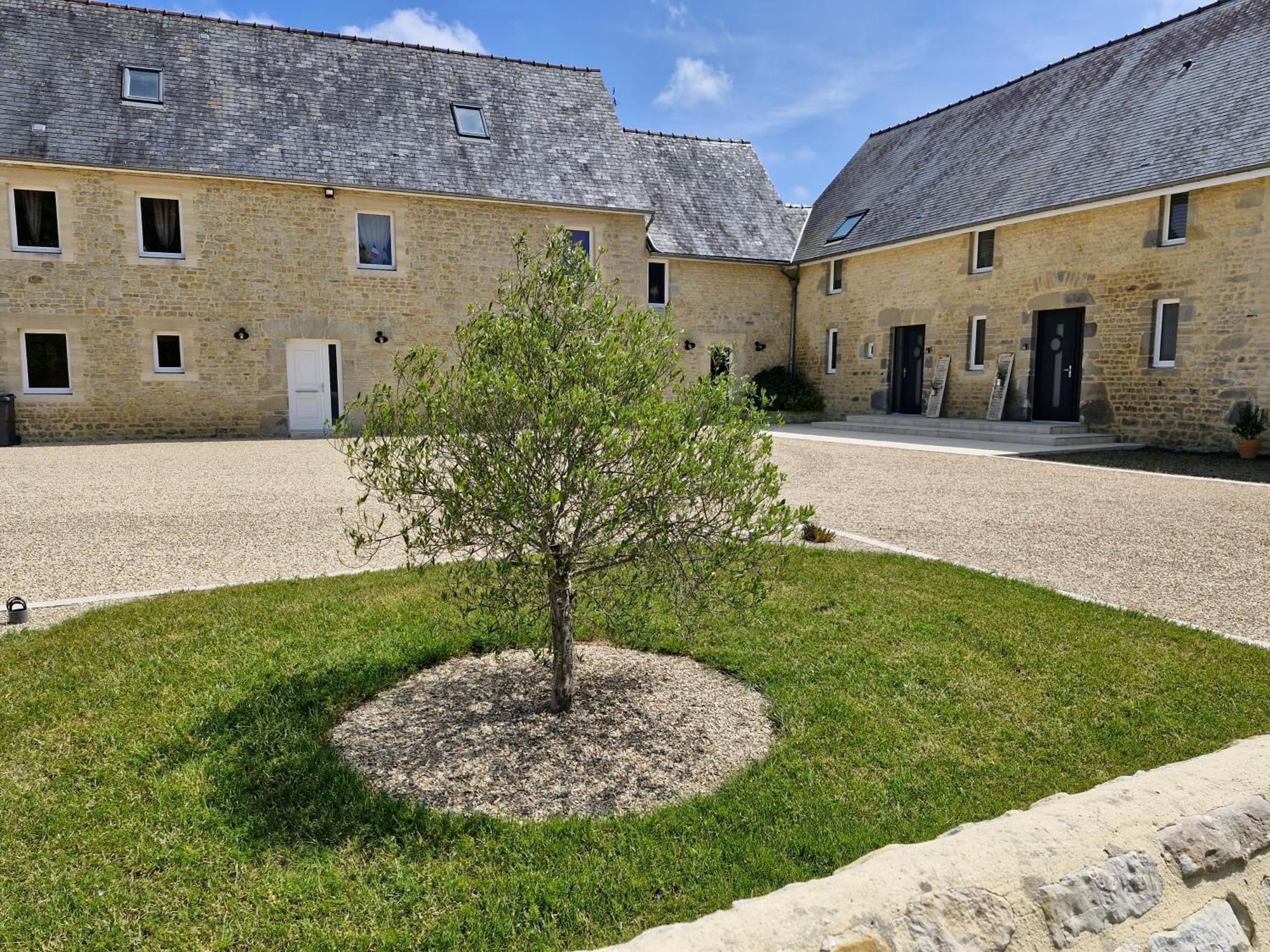 Mandeville-en-Bessin Les Gites Du Val מראה חיצוני תמונה